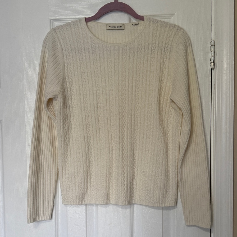 💜 Amanda Smith Knit Sweater